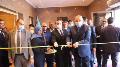 صورة افتتاح معرض منتجات المشغولات اليدوية بالأقصر