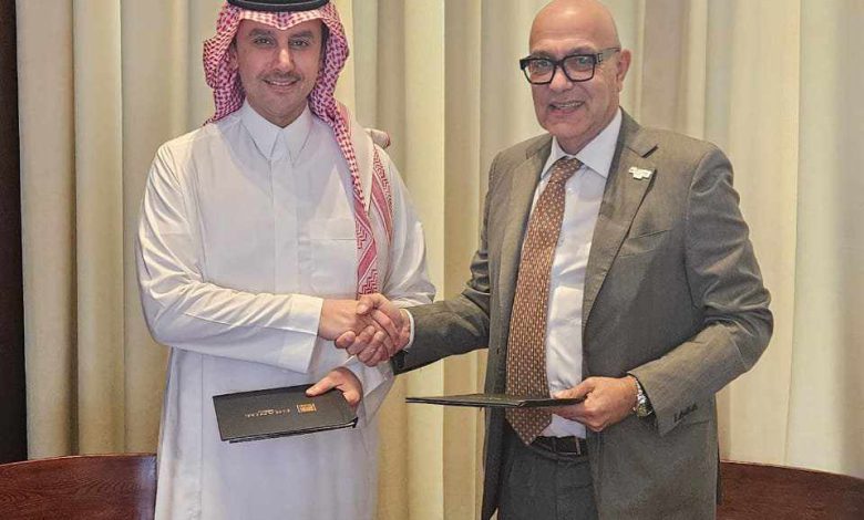 تابعة للأهلى صبور توقع اتفاقية شراكة مع سراة للاستثمار لتطوير مشروعات عقارية بالسعودية