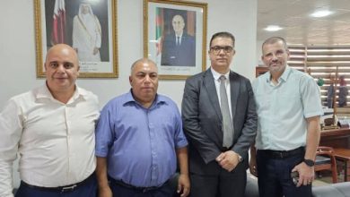 صورة شراكة بين الجزائرية للصلب وAQS لتزويدها بـ “البليت”