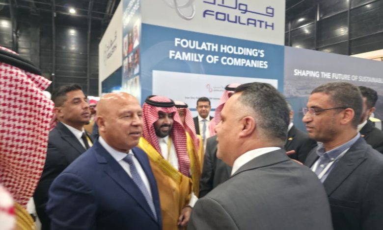 الفريق كامل الوزير يتفقد جناح "إمداد" بالمملكة العربية السعودية