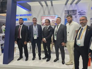 هيمن عبد الله رئيس مجلس إدارة "إمداد" والمهندس أحمد عز