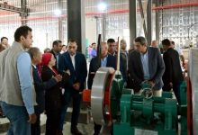 صورة رئيس الوزراء يفتتح مصنع تشينج شان لإنتاج مواسير الصلب الملحومة والمسحوبة