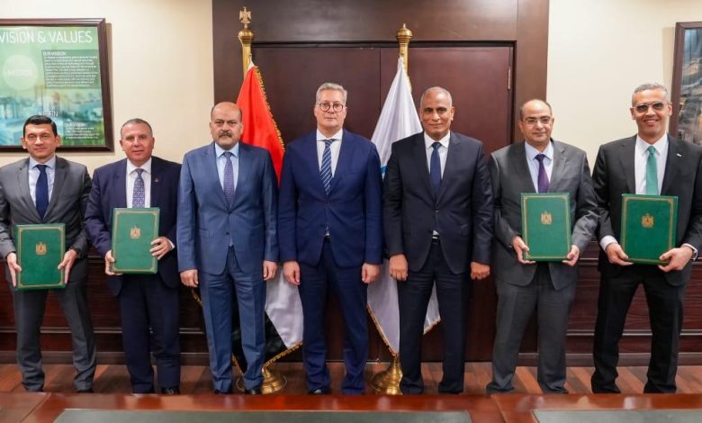 تحالف مصرفي يمنح العلمين لمنتجات السيليكون تمويلا مشتركا بقيمة 140 مليون دولار