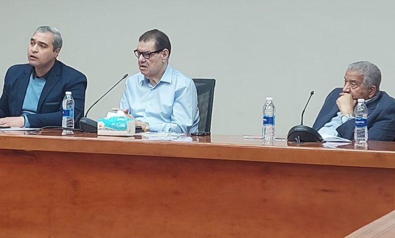 جانب من اجتماع المجلس التصديرى للمفروشات