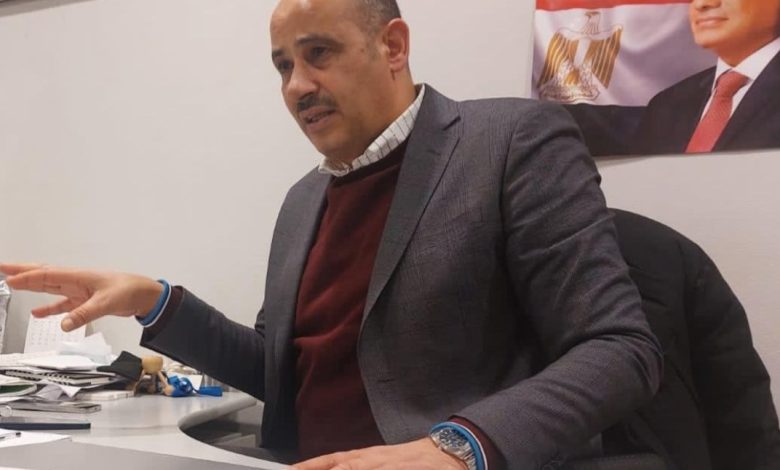 أحمد عطية المصرى المسئول عن تجهيزات استاد سانسيرو الإيطالى