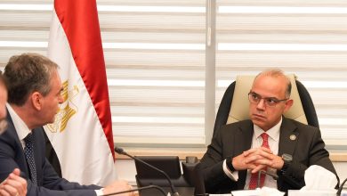 صورة وزير الاستثمار يبحث مع دراسكيم العالمية تطورات أول منطقة حرة لإنتاج سيانيد الصوديوم ومشتقاته بمصر