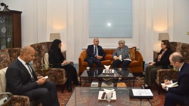 صورة وزير الاستثمار يبحث مع ممثلة المملكة المتحدة لشؤون المناخ تعزيز الاستثمارات الخضراء