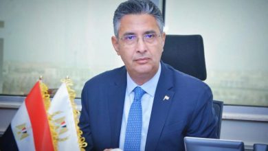 صورة وزير التموين: دراسة إنشاء منطقة لوجيستية لتداول وتخزين الحبوب بمنطقة قناة السويس